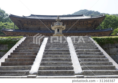 Hwaeomsa Temple (National Treasure No.12), Hwaeomsa Ward (National Treasure No.67), Hwaeomsa (Historic Site 505), Gurye-gun, Jeonnam 31168387