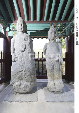Jeongeup Boryeong Stone Buddha Statue (Treasure 914), Jeongeup, Jeonbuk 31168480