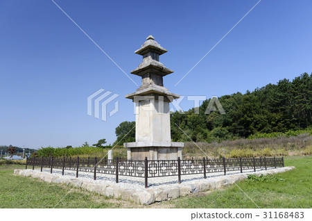 Jeongeup Eunsun-ri三層塔（寶藏167），Jeoutup，Jeonbuk 31168483