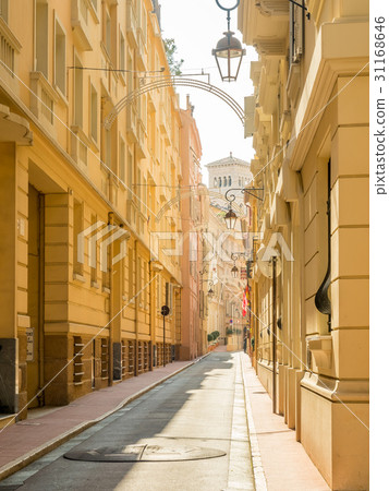 Walking alley in Monaco 31168646