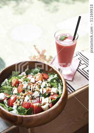 Salad, strawberry shake 31169918