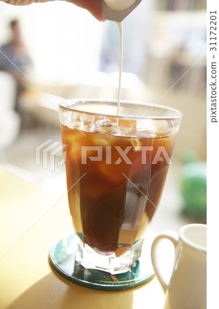 腫脹 手 飲料 31172201