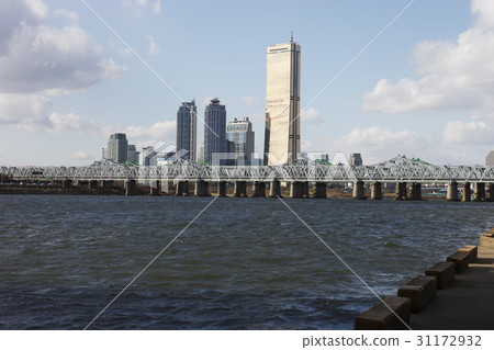 首爾漢江永登浦區汝矣島漢江鐵橋63號樓 31172932