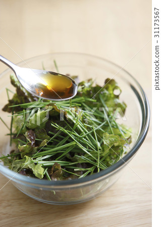 Spoon, salad 31173567