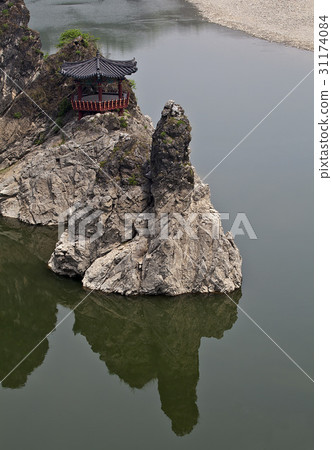 Dodam Sambong, Danyang-gun, Chungbuk 31174084