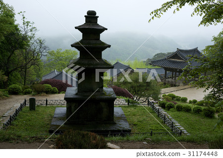 AhnYangRu，Boseoksa三層石塔（寶藏第249號），Buseoksa，鳳凰山，Youngju，Gyeongbuk 31174448