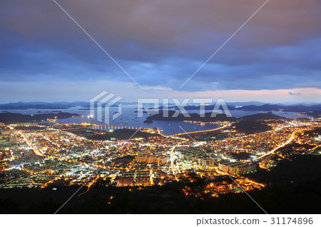 慶南省昌原市鎮海區 31174896