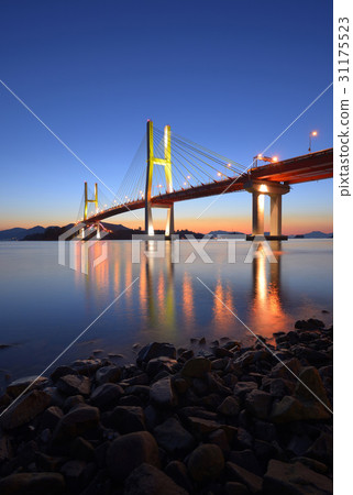 Cheon Yang Bridge, Samchonpo Bridge, Chosang Island, Hallyeo Marine National Park, Sacheon City, Gyeongnam 31175523