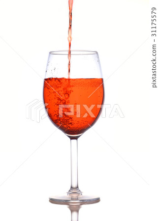 一杯酒 31175579
