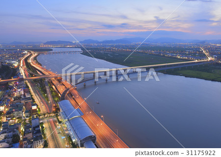 Gupo Station，Gupo Bridge，Gupo Railroad Bridge，Nakdong River，Gangseo-gu，Busan 31175922