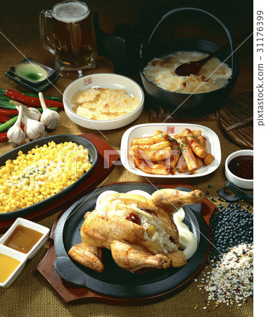 Chicken, fried rice, corn, rice cakes 31176399