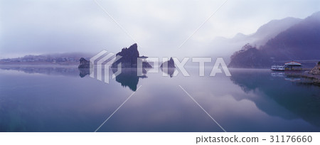 Dodam Sambong, Danyang-gun, Chungbuk Dodam Sambong, Danyang-gun, Chungbuk 31176660