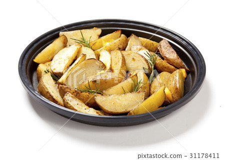 Grilled potatoes 31178411
