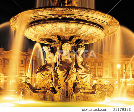 Louvre Museum, Paris, France 31179338