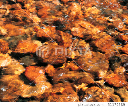 溪 流 谷 31179389