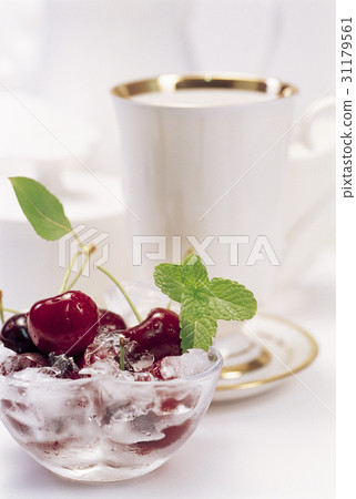 茶杯,櫻桃 茶杯,櫻桃 31179561