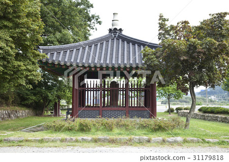 Chungkwang Goguryeo (National Treasure No. 205), Chungju, Chungbuk 31179818