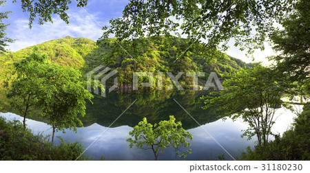 慶南省Eunryong-gun的Byeokseong水庫 31180230