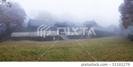Sungyeonjeon, Yeoncheon-gun, Gyeonggi-do 31181279