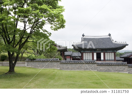 Munjeongjeon, Changgyeonggung, Jongno-gu, Seoul 31181750