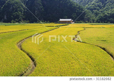 Inje County, Gangwon Province Inje County, Gangwon Province 31182082