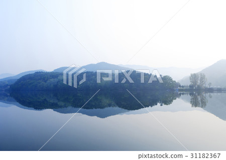 Nami Island，North River，Chuncheon，Gangwon-do 31182367