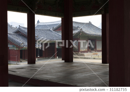 Han In-jeong, Bin Yangmun, Seongmun-dong, Changgyeonggung (Historic Site No. 123), Jongno-gu, Seoul Han In-jeong, Bin Yangmun, Seongmun-dong, Changgyeonggung (Historic Site No. 123), Jongno-gu, Seoul 31182735
