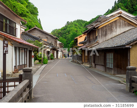 Iwami Ginzan Townscape 31185699
