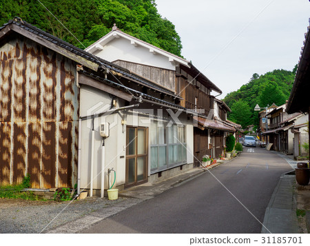 Iwami Ginzan Townscape 31185701