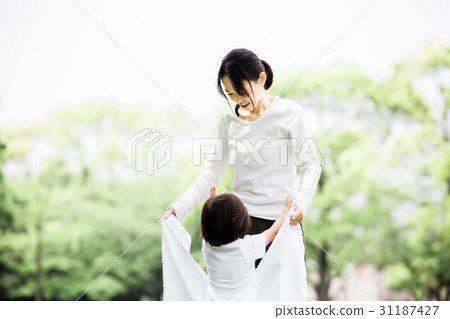 父母和孩子 31187427