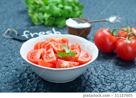 tomato salad 31187605