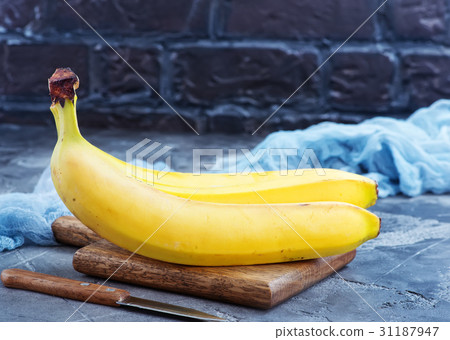 banana 31187947