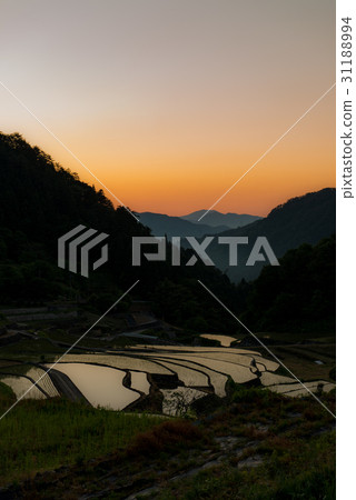 初始化梯田 31188994