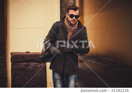Outdoor portrait of young man Outdoor portrait of young man 31192226