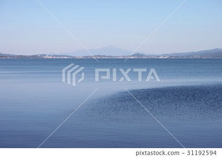 真嗣湖和出雲富士 31192594