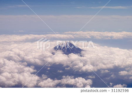 從山梨縣上空看到的富士山 從山梨縣上空看到的富士山 31192596