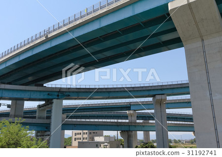 Viaduct of junction which line up Viaduct of junction which line up 31192741
