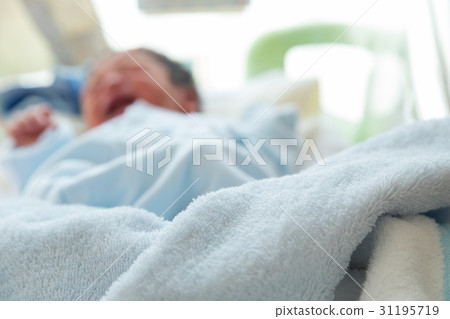 Mother born with babies just after birth Mother born fetus baby baby girls private room baby baby blur Mother born with babies just after birth Mother born fetus baby baby girls private room baby baby blur 31195719