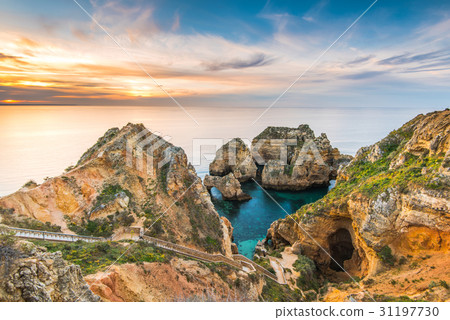 sunrise over Ponta da Piedade,Algarve,Portugal sunrise over Ponta da Piedade,Algarve,Portugal 31197730