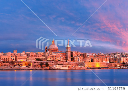 Valletta Skyline from Sliema at sunset, Malta Valletta Skyline from Sliema at sunset, Malta 31198759