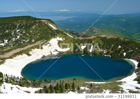 Gokurinuma of the remaining snow Gokurinuma of the remaining snow 31199831