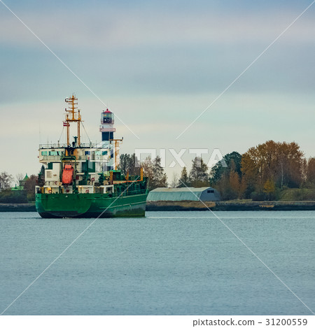 Green cargo ship 31200559