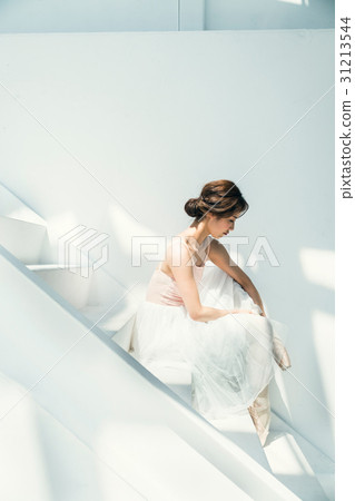 Ballerina wearing a toe shoe Ballerina wearing a toe shoe 31213544