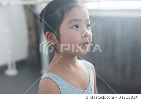芭蕾課堂兒童 31213814