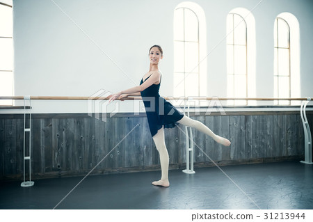 Ballet classroom bar lesson 31213944