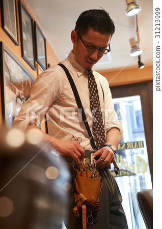 美髮師梳妝台男 美髮師梳妝台男 31213999