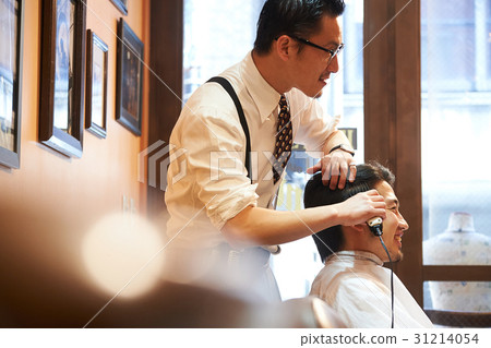 Barber clipper hair cut men Barber clipper hair cut men 31214054