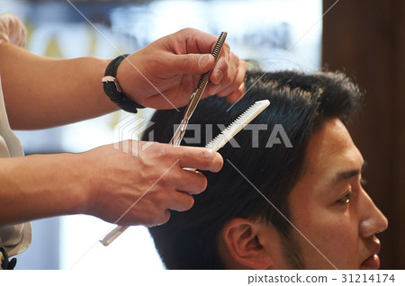 Barber Shop Hair Cut Male passenger 31214174