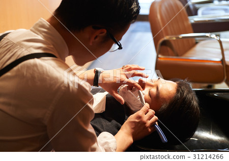 Barber shaving Barber shaving 31214266