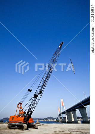 Crane, Youngheung Bridge, Ongjin County, Incheon Crane, Youngheung Bridge, Ongjin County, Incheon 31216954